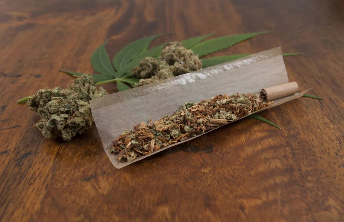 How to Roll a Joint Like a Pro